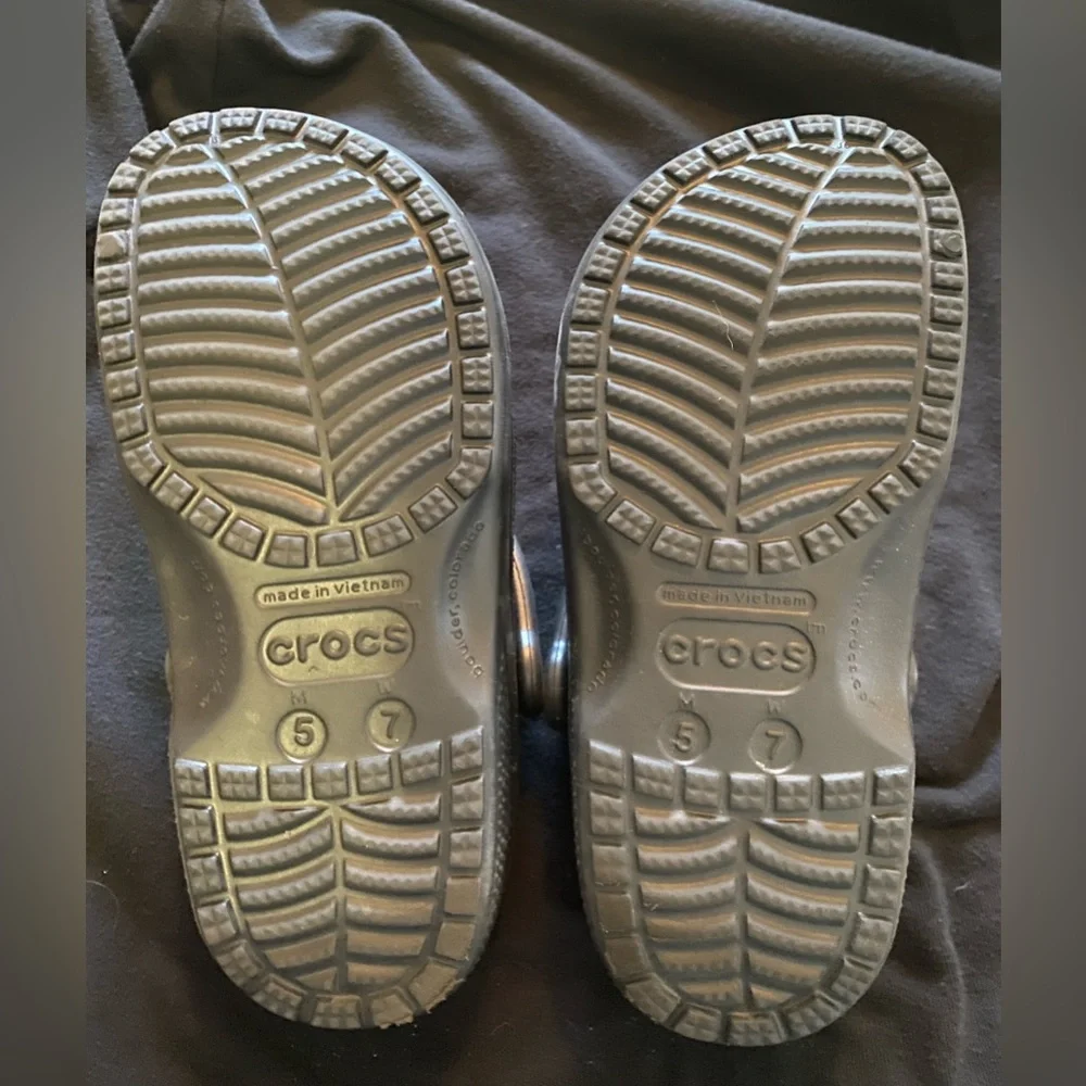 Black Crocs - Picture 3 of 3